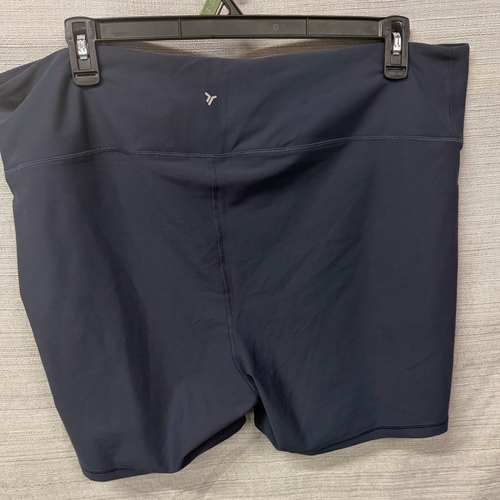 Old Navy Women's Dark Blue Bike Shorts - Picture 3 of 4